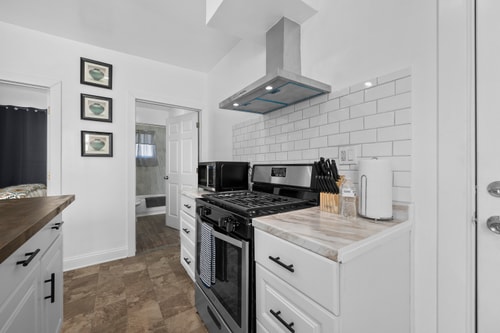 SW Detroit 3BR | 5–10 Min Downtown + Parking 17 Dwell