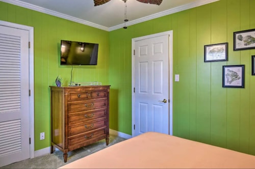 Smithfield Riverfront | Private Beach + Dock 14 Dwell