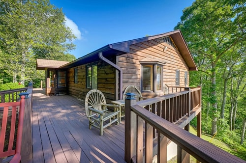 Mountain View Retreat | Fireplace + EV 6 Dwell