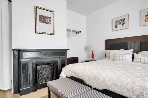 Detroit 3BR in Mexicantown | Sleeps 7 + WiFi 13 Dwell