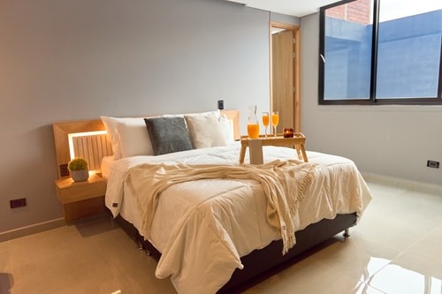 Rosa Negra Haven | Cozy Stadio Aparta-Suite 5 Dwell