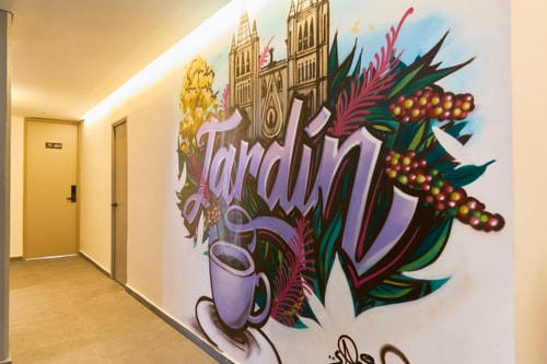 Comfortable Escape | Rosa Negra Stadio ApartaSuite 27 Dwell