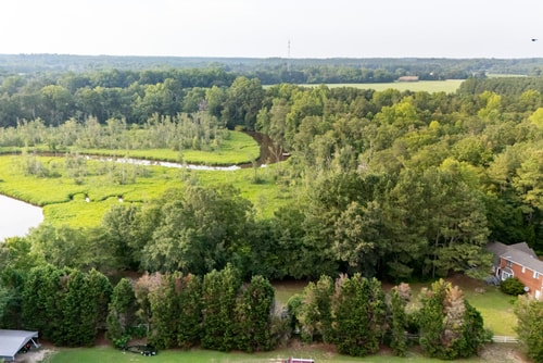 VA Riverfront 4BR | Dock + Kayaks + Games 67 Dwell