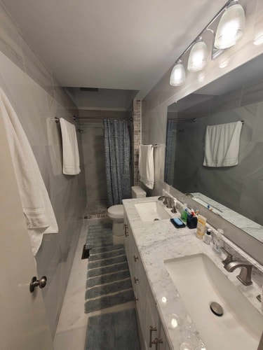 Newport News 4BR | Saltwater Pool & View 9 Dwell