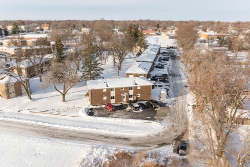 2BR Sandwich Home | Kitchen, TV & Family-Friendly 28 Dwell