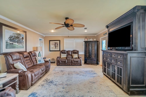 Lake Murray 5BR | Hot Tub + Outdoor Kitchen 2 Dwell