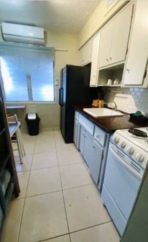 Chic Hollywood Studio w/ BBQ 3 Dwell