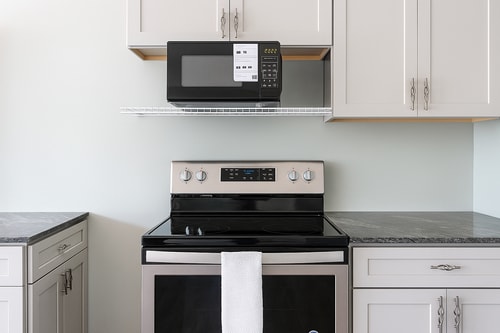 Mercer Lakefront 3BR | Workspace + Pets 6 Dwell