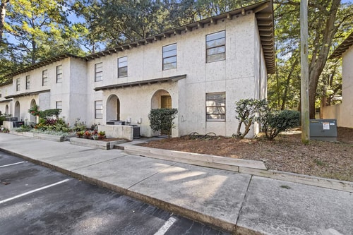 3BR Hilton Head | Sea Turtle Mkt + Pool 21 Dwell