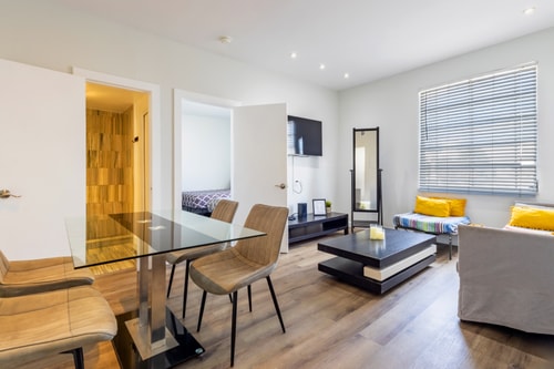 Coastal 2BR Escape | Walk to Beach & 2 Queen Beds 4 Dwell