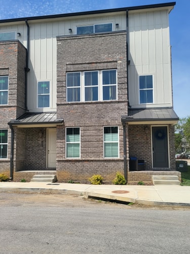 Pet-Friendly Townhouse with Free Parking in TN 28 Dwell