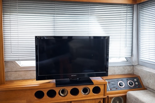 Unique 2BR Yacht at Cap Sante Marina 7 Dwell