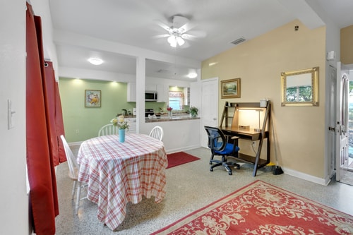 Orlando 3BR | Hot Tub + Parking + Pets 16 Dwell