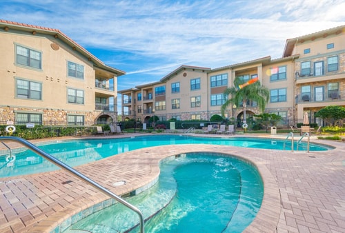 3BR Disney Condo | 3 En-Suites + Pools 46 Dwell
