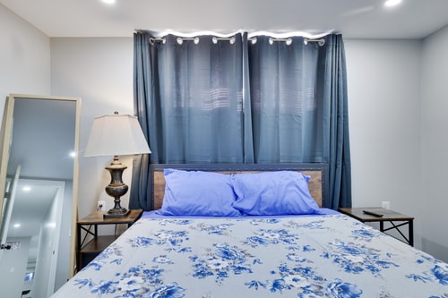 4BR Newark Stay w/ Parking And Fast Wi-Fi 10 Dwell