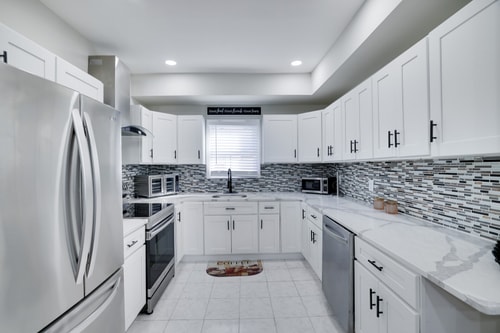 Spacious 4BR Newark Home – Family & Comfort 4 Dwell