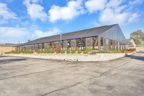 Branson 2BR Retreat | Jacuzzi + Gym + Pools 47 Dwell