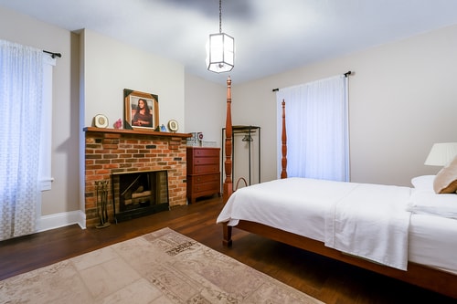 Renovated 4BR | 10 Min to Liberty University 7 Dwell