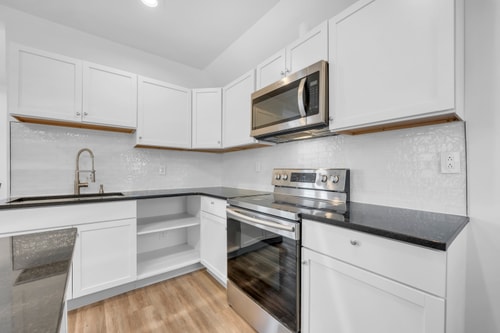 Detroit 3BR in Mexicantown | Sleeps 7 + WiFi 3 Dwell