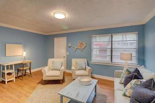 Hilton Head 2BR | 5 Min to Burkes Beach 5 Dwell