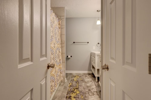 Sea Turtle Mkt 2BR | Pool, Hilton Head 25 Dwell