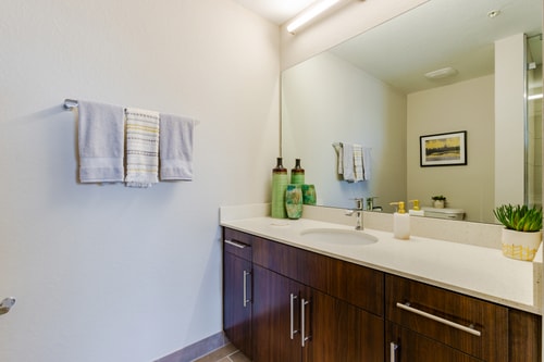 Fort Myers 2BR Condo | Pool + BBQ + Gym 16 Dwell