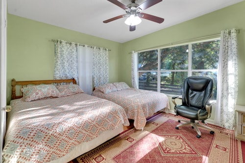 Orlando 3BR | Hot Tub + Parking + Pets 5 Dwell