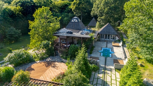 Charlestown Retreat | 2 Pools & Fire Pits 59 Dwell