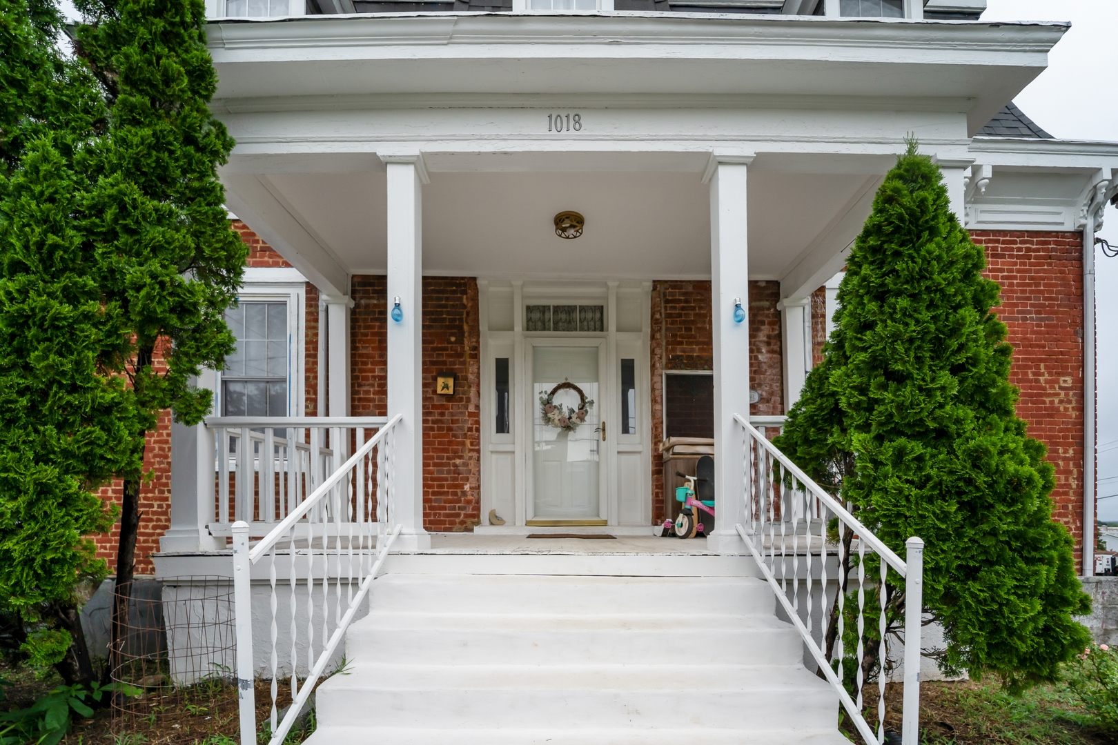 Family 4BR Retreat Near Liberty U Dwell