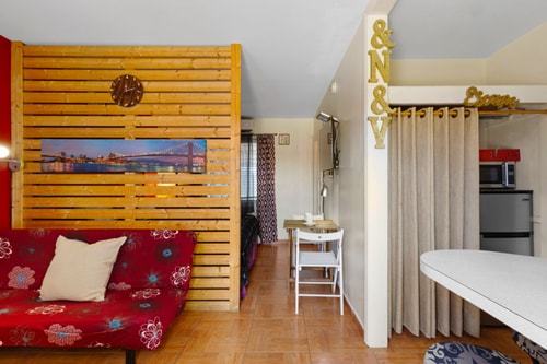 1BR Pet-Friendly Studio Parking & Backyard BBQ 4 Dwell