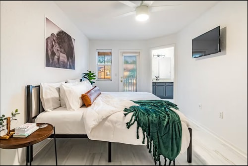 Disney-Area 3BR Home | Pool, Arcade & Tiki Bar 19 Dwell