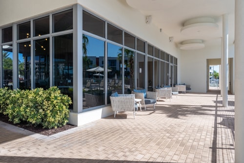 Daytona 2BR | Pool + Free Parking, Pets 45 Dwell