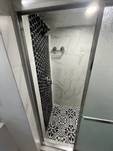 2BR Apt Near EWR & NYC • Workspace + Parking 15 Dwell