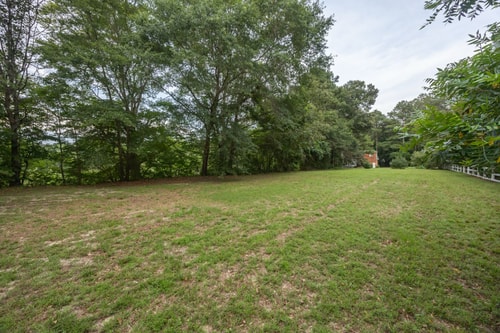 VA Riverfront 4BR | Dock + Kayaks + Games 70 Dwell