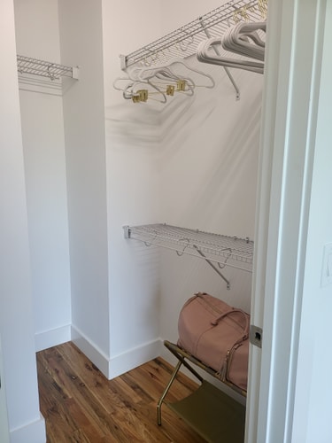 Pet-Friendly Townhouse with Free Parking in TN 24 Dwell