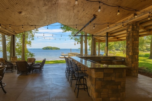 Lake Murray 4BR | Dock + Hot Tub, Gilbert 12 Dwell