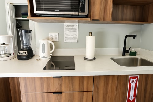 2 Studios for 6 | Dania + Hollywood Beach 7 Dwell