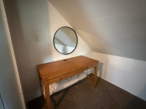 Detroit 3BR Home with Backyard | Sleeps 6 17 Dwell