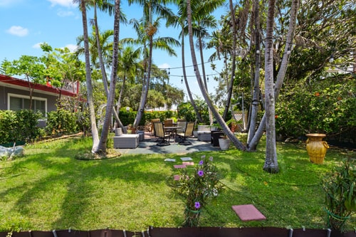 Pet-Friendly 1BR Studio w/ Parking & BBQ, Hollywood Dwell