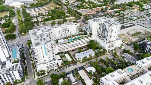 Chic Ft Lauderdale 2BR | Pool + Nightlife 45 Dwell