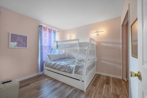 Disney-Area 4BR Townhome | Resort Amenities 19 Dwell