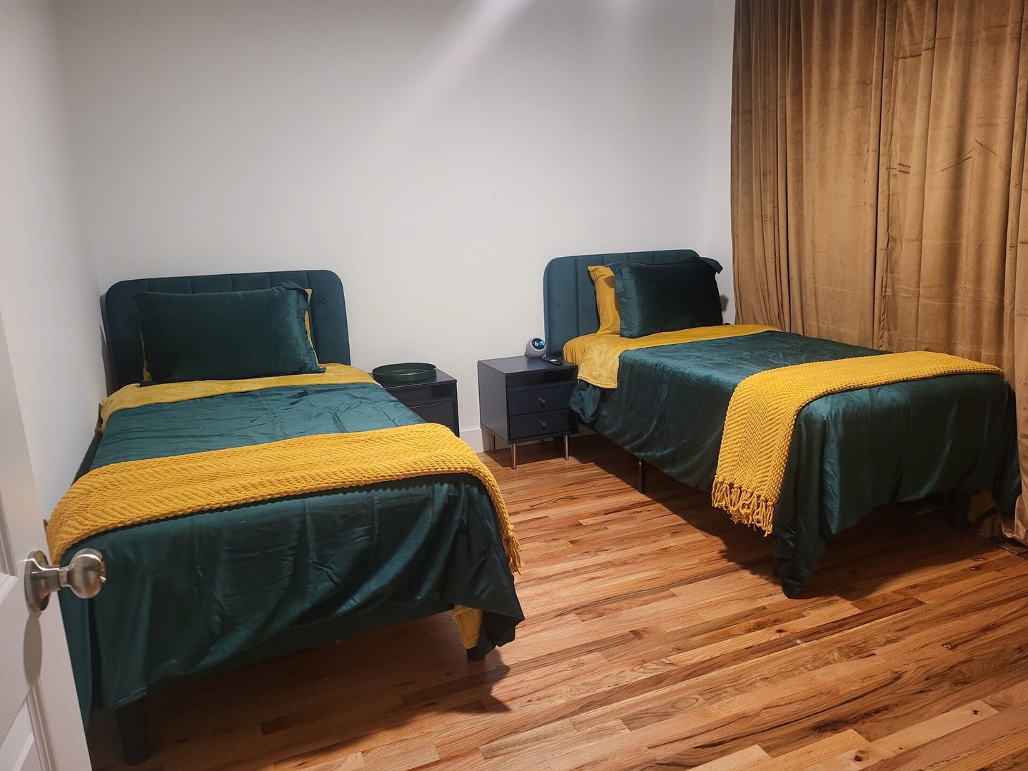 Pet-Friendly Townhouse with Free Parking in TN Dwell