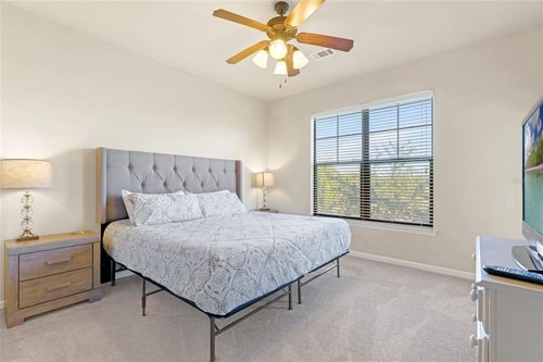 3BR Disney Condo | 3 En-Suites + Pools 24 Dwell