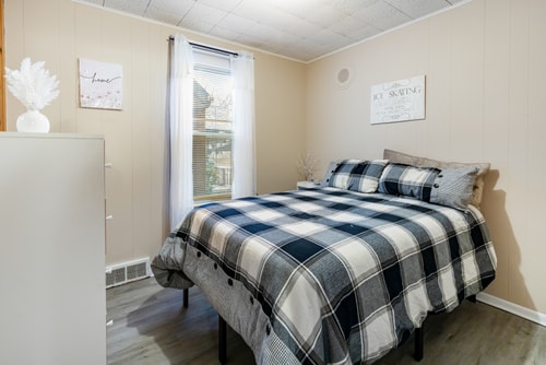 Modern 2BR Apartment • Free Parking • Baden 17 Dwell