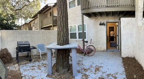 Bright 2BR in Hilton Head | Pool + Parking 12 Dwell