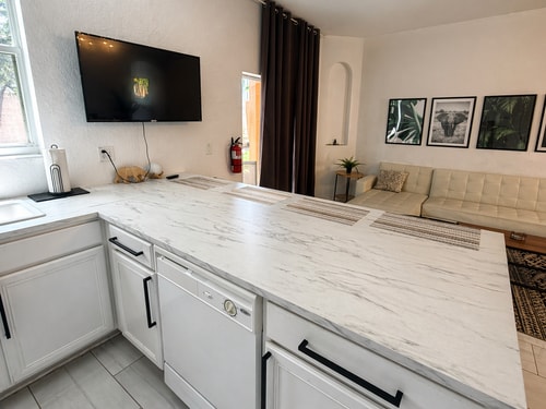 3BR Disney Getaway | Pool, Arcade & Tiki 17 Dwell