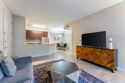 Spacious 3BR | Pool, Gym, Near Beach & Speedway 2 Dwell