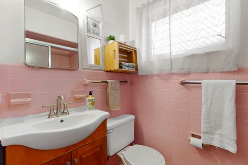 1BR Studio Parking, Pet Friendly and BBQ Area 10 Dwell