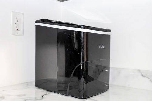 Sandwich IL 1BR | Near Lake + Downtown 12 Dwell