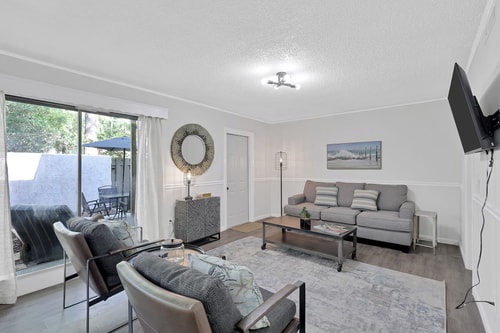 Central Hilton Head 2BR | Pool + Beaches Dwell